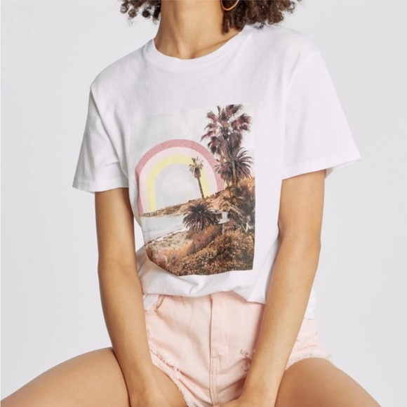 NWT Wildfox Rainbow Coast Keke Tee - Picture 2 of 9